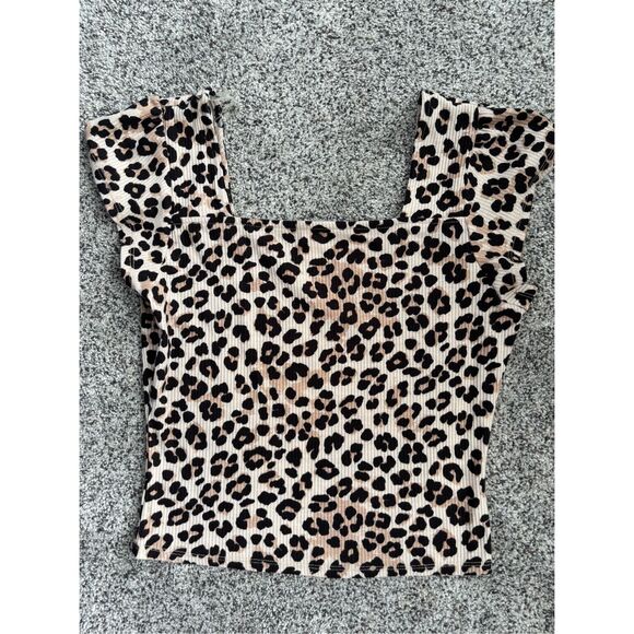 ❤️Society Stitch Cheetah Top - Picture 1 of 4